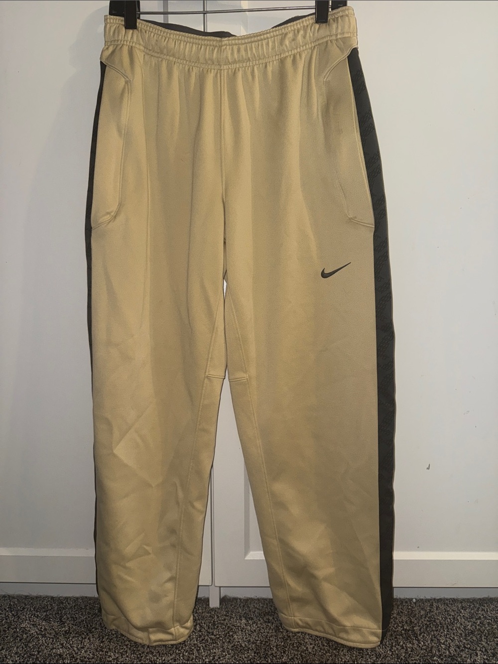 Nike Icon Woven Basketball Trousers Team Gold Black Men’s Medium Dri-FIT